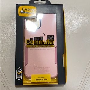 Otter box Iphone 11 pro